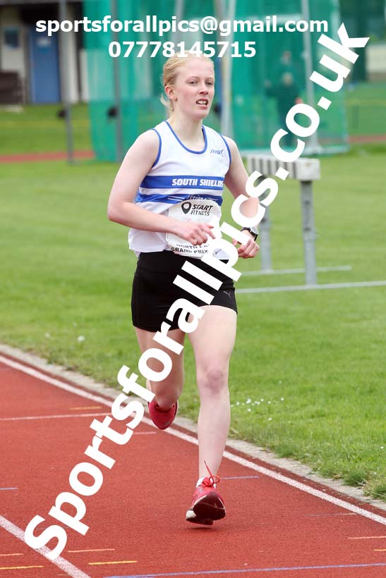 800 metres, NECAA Open Meeting, Morpeth, Sunday, September 27th. David T. Hewitson/Sports for All Pics